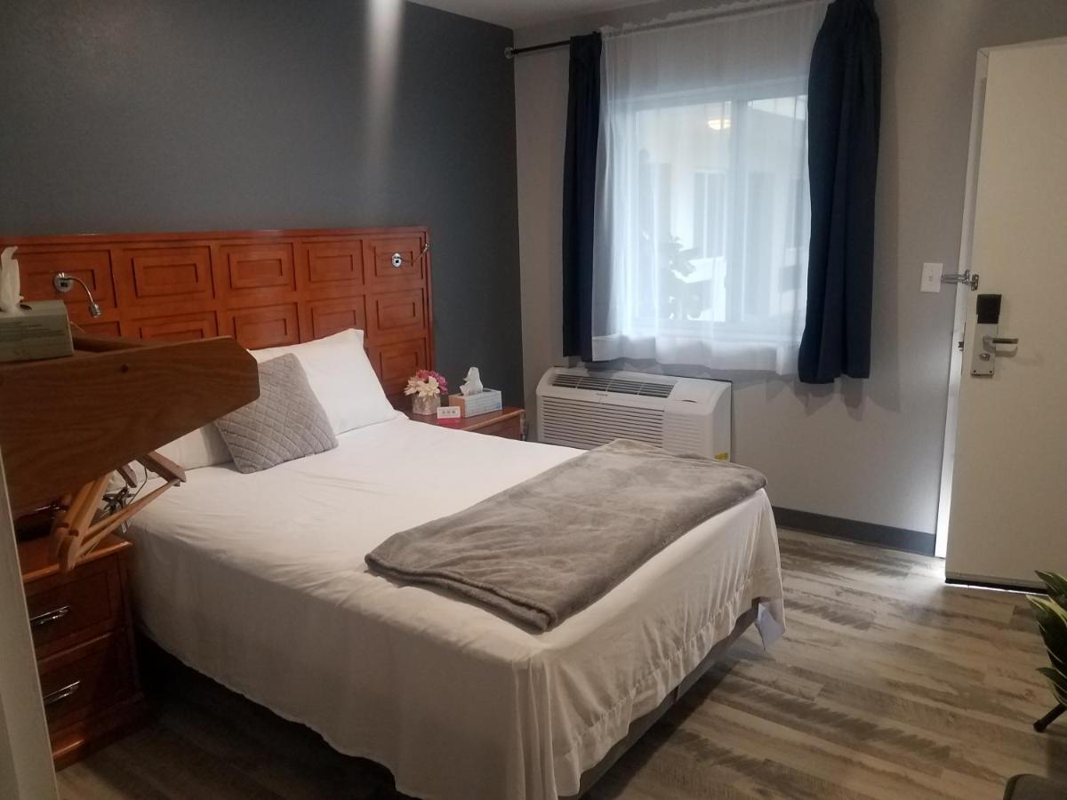 The Carasaljo Motel Lakewood Bagian luar foto